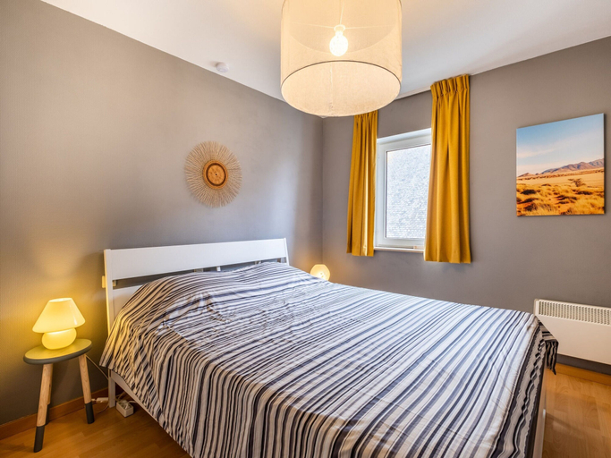 Bedroom 3, Apartment in Belgium Near the Sea, West-Vlaanderen