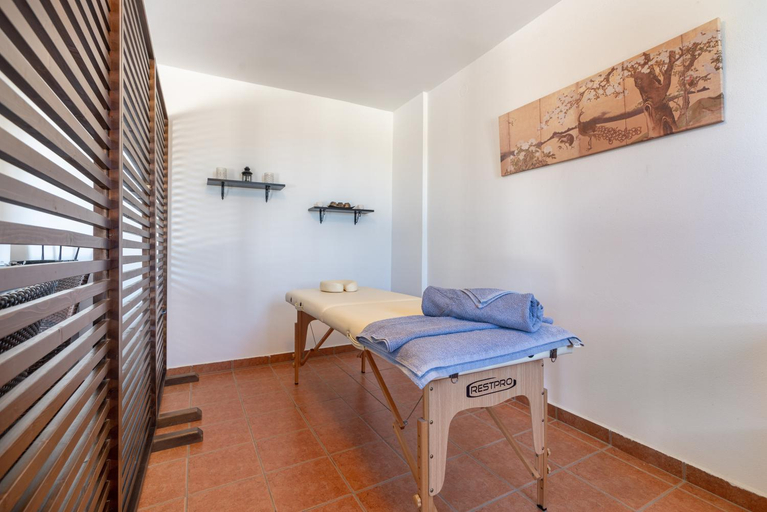Bedroom 3, Reggina's Apartments, South Aegean
