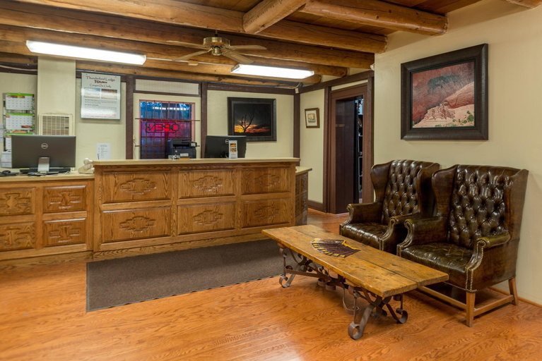 Public Area 2, Thunderbird Lodge, Apache