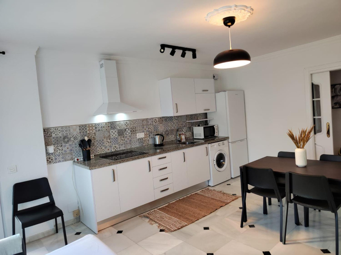 Others 5, WintowinRentals Your Home Steps from the Center, Málaga