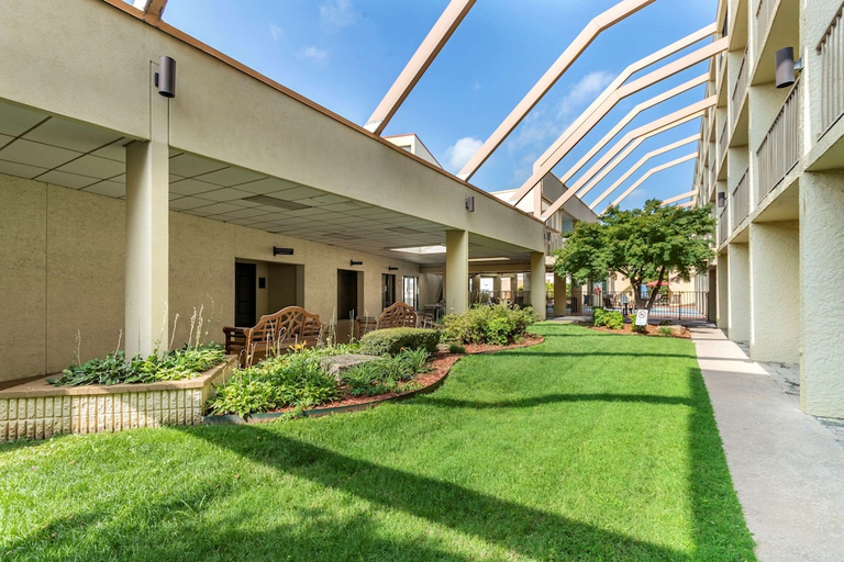 Others 3, Econo Lodge Broken Arrow, Tulsa