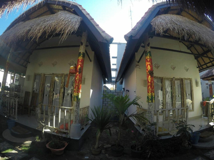 Exterior 4