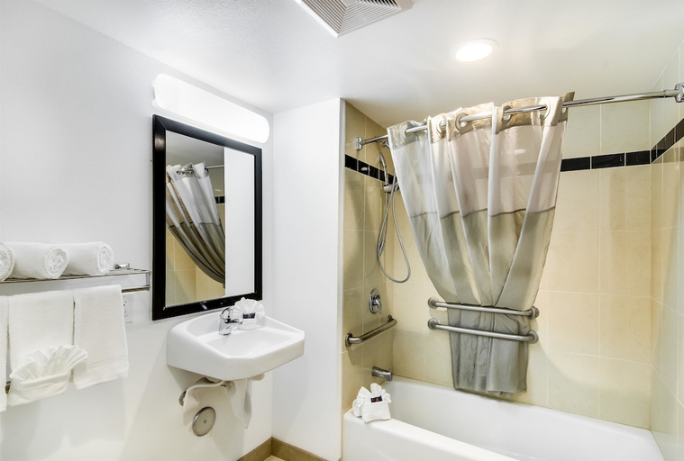 Bathroom 3, Motel6 Carson, CA, Los Angeles