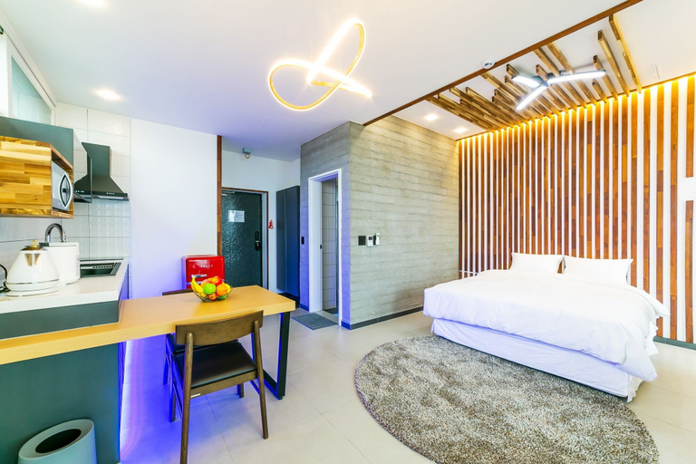 Bedroom 2, Windmill 108 Poolvilla, Jeju