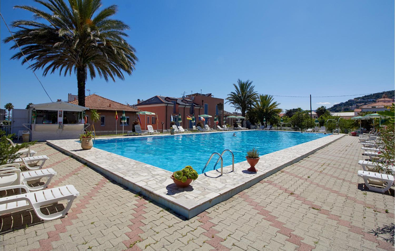 Sport & Beauty, Casa Borgo 1, Savona