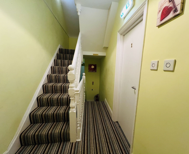 Others 5, Station Hotel, Norfolk