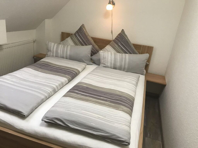 Room, Ostland Modern Retreat, Leer