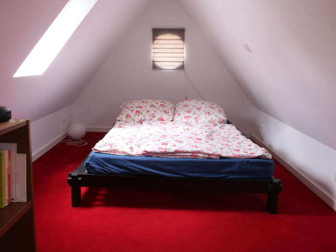 Bedroom 2, Cozy Apartment on the Canal, Nordfriesland