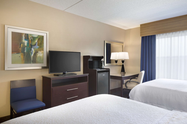 Bedroom 2, Hampton Inn & Suites Camp Springs/Andrews AFB, Prince George's