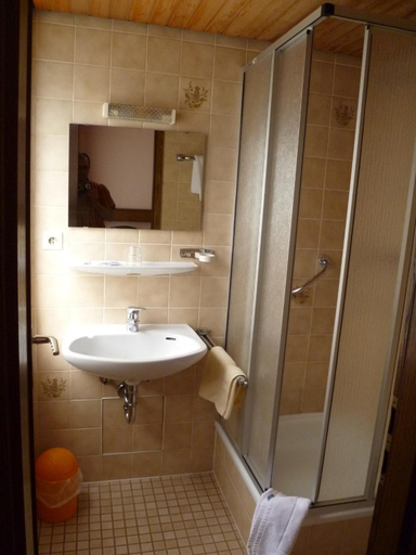 Bathroom, Hotel Deutsche Eiche in Northeim, Northeim