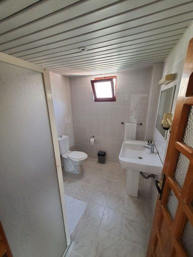 Bathroom 5, Cleopatra Aqua Hotel, Alanya