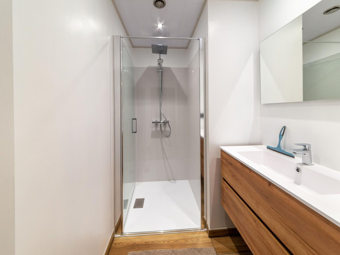 Bathroom 4, Holiday Home With Nordic Bath and Games Room, Luxembourg