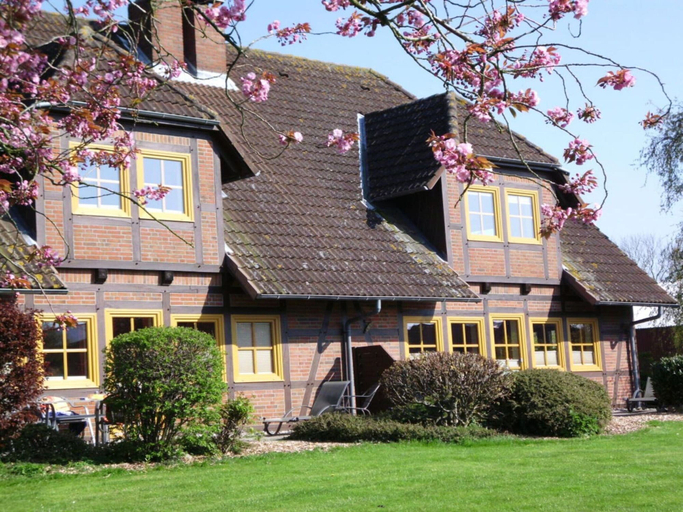 Exterior 5, Apartment "south Above" on the Hopp Farm, Ostholstein