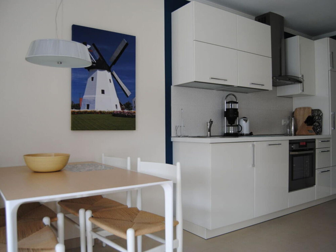 Private kitchen 5, Deck 1 Modern Retreat, Ostholstein