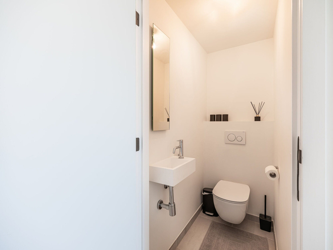Bathroom 5, Apartment in Koksijde With Stunning Sea View, West-Vlaanderen