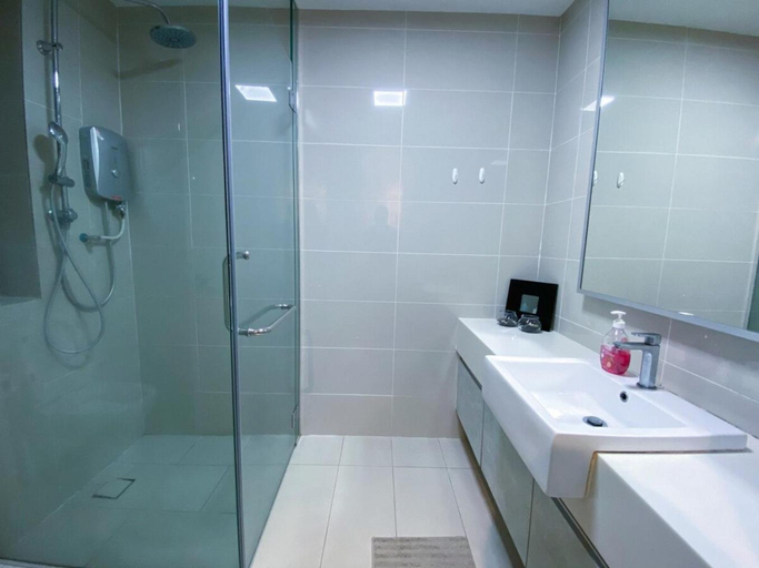 Bathroom 3, KL Gateway Residences, Kuala Lumpur