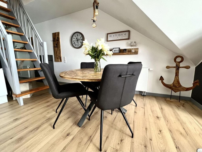 Dining, Holiday Apartment \"seagull\", Rostock
