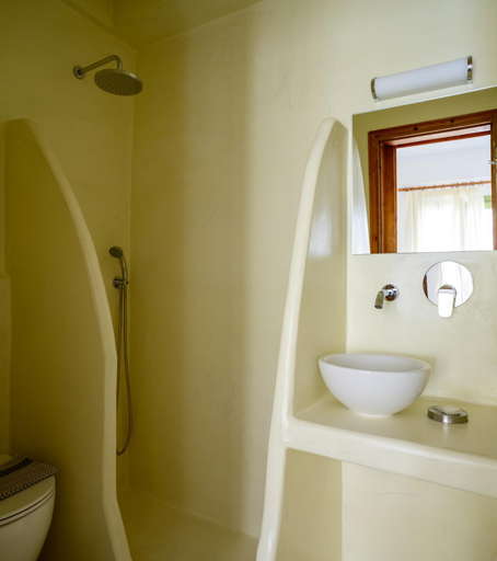 Bathroom 4, Studios Marios, South Aegean