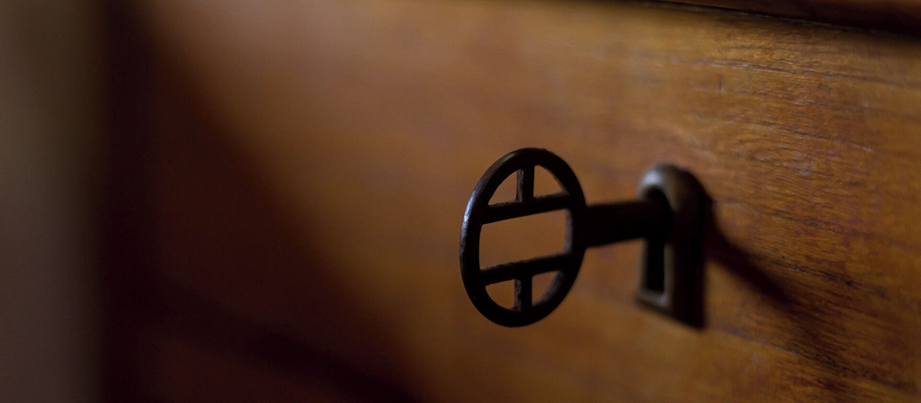 Wardrobe, Mullers Mountain Lodge, Lushoto