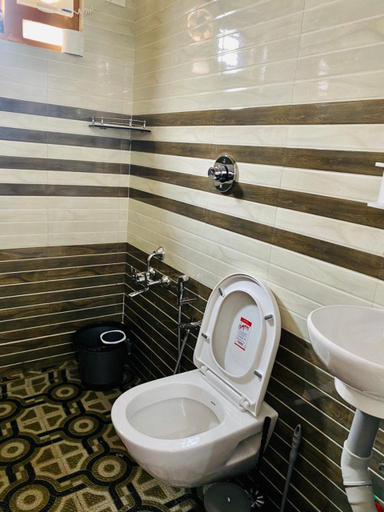 Bathroom 4, DOLPHIN ENCLAVE SERVICE STUDIO APARTMENTS, Wayanad