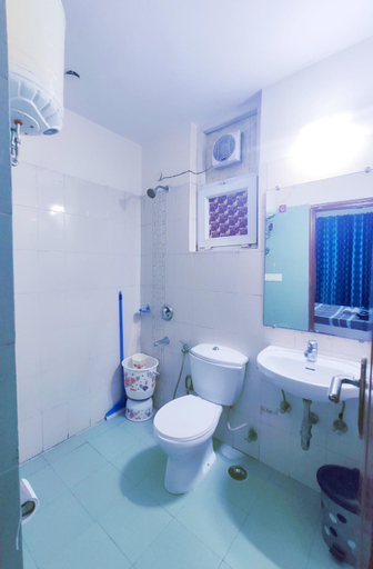 Bathroom 3, Exclusive Floor on Manali Expressway for Family, Sahibzada Ajit Singh Nagar