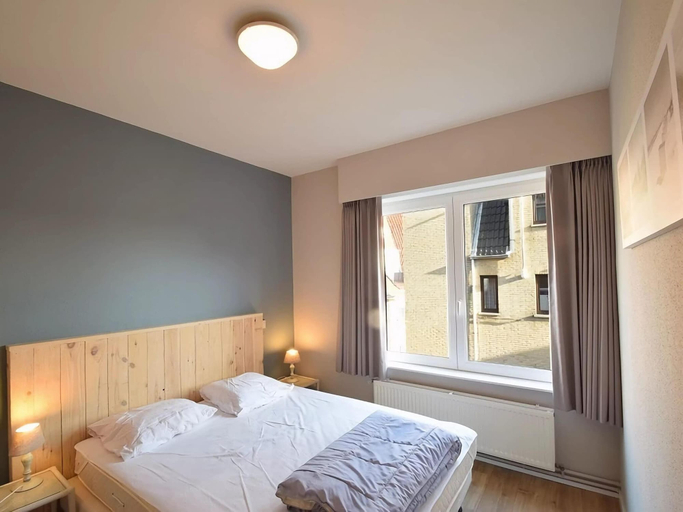 Bedroom 3, Goethe 0202 Furnished Apartment With sea View, West-Vlaanderen