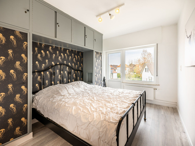 Bedroom 4, Nice Apartment in Koksijde With Balcony, West-Vlaanderen