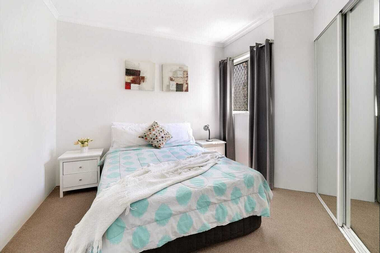 Bedroom 25