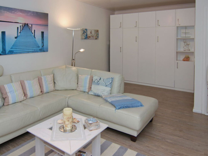 Living area 3, Sea View E&J Paul Comfortable Vacation Home, Ostholstein