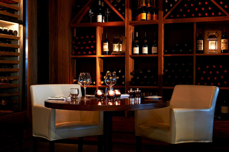 Food & Drinks 5, Aviator Hampshire, Hampshire