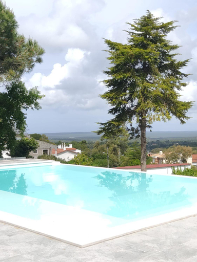 Others 2, Villa Vista, Sesimbra