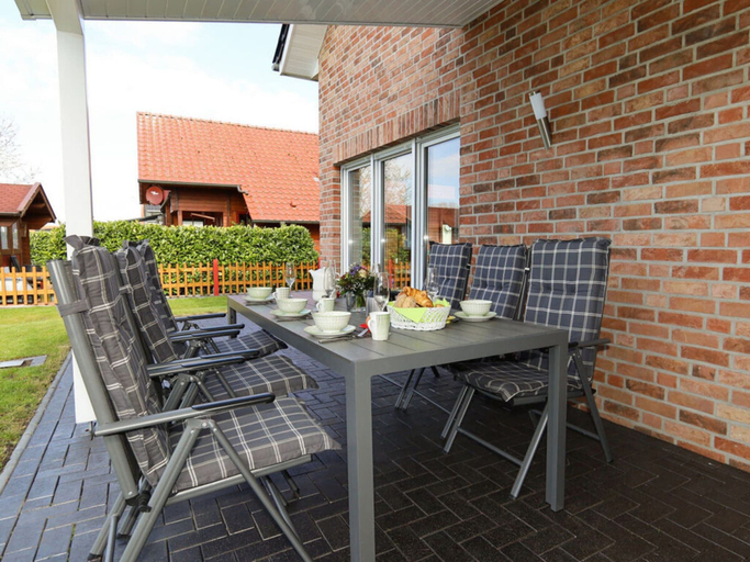Dining 3, Marinapark 147 Modern Retreat, Emsland