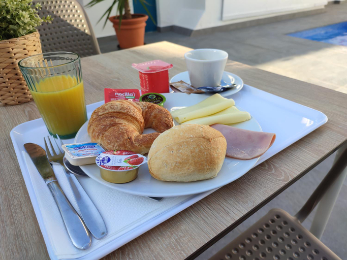 Food & Drinks, Hotel Mediterrani Express, Barcelona