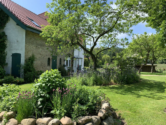 Exterior & Views 2, Art Nouveau Villa am See, Plön