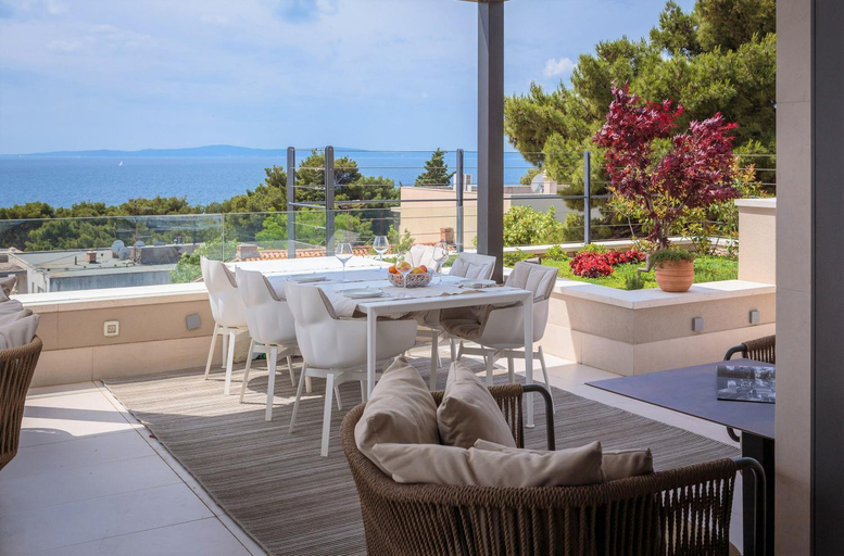 Others 5, Alba Residence, Split