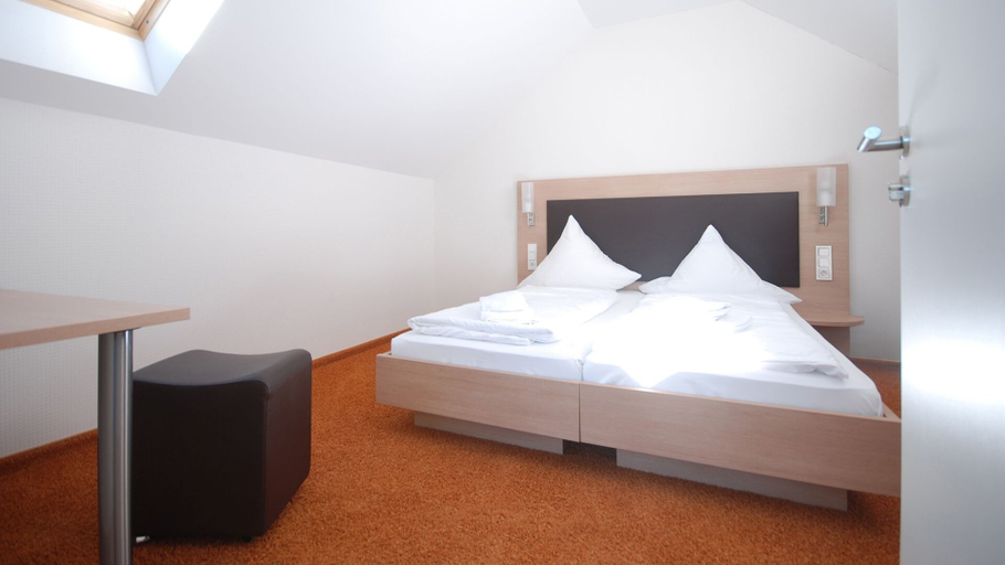 Bedroom 3, Gasthof Birkenhof, Rems-Murr-Kreis