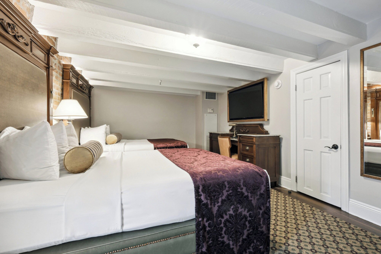 Bedroom 4, French Market Inn, Orleans