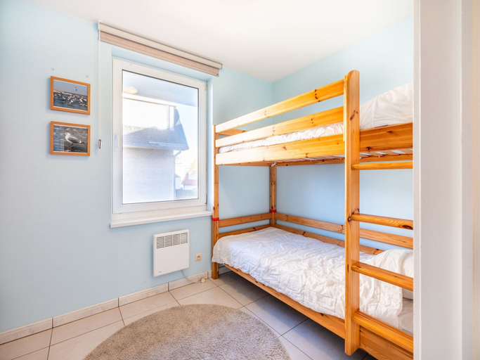 Bedroom 2, Apartment Near Dunes and Sea, West-Vlaanderen