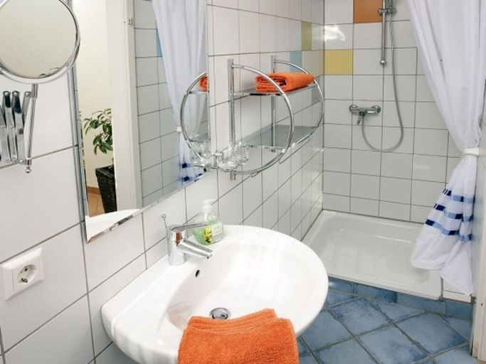 Bathroom, Holiday Apartment Gerhard, Bernkastel-Wittlich