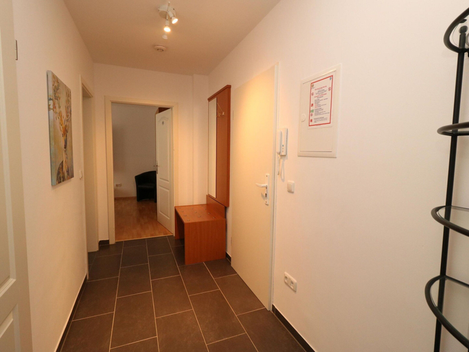 Others 4, Stylish Holiday Apartment, Essen