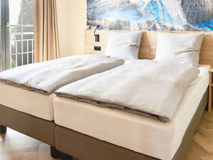 Room 5, Luxury Villa With Sauna, With ski Area Only 200 m, Hochsauerlandkreis