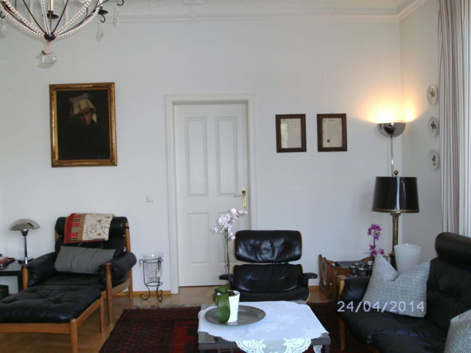 Others 4, Charming Apartment in Radebeul, Meißen