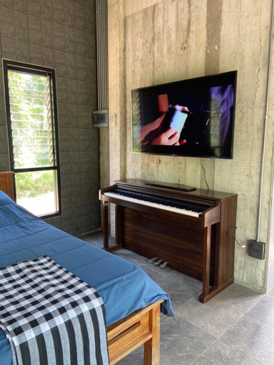 Bedroom 15