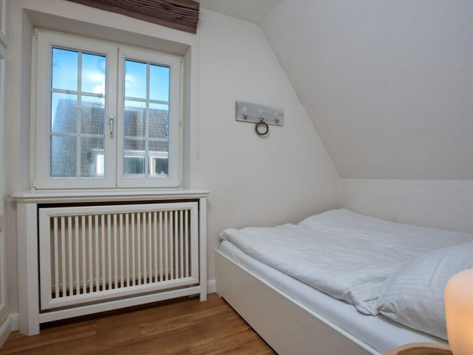 Bedroom 3, Holiday Home Hiirlonhus, Nordfriesland