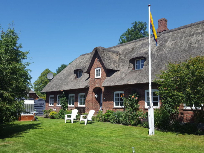 Exterior 5, Holiday Apartment Wanlik Hus, Nordfriesland