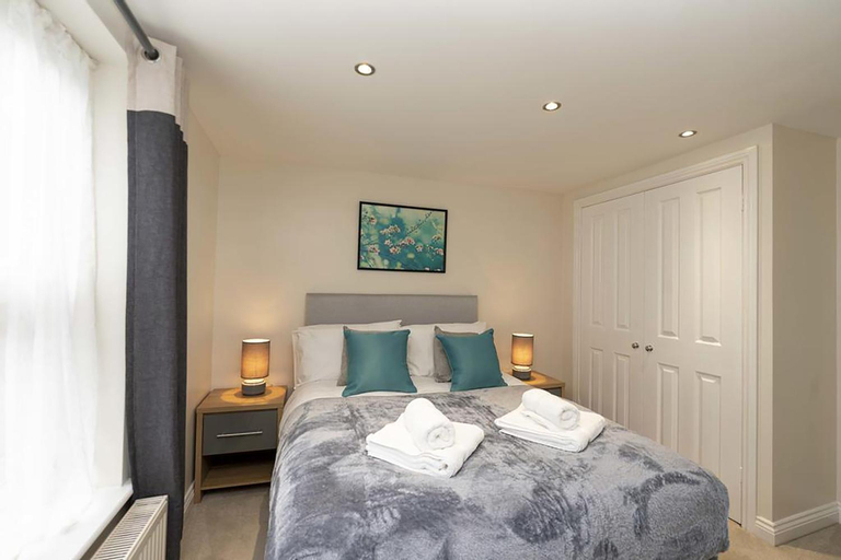 Luxury Station Apartment by Payman Club, Cambridgeshire