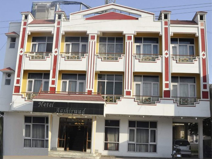 Goroomgo Hotel Aashirwad Katra, Reasi