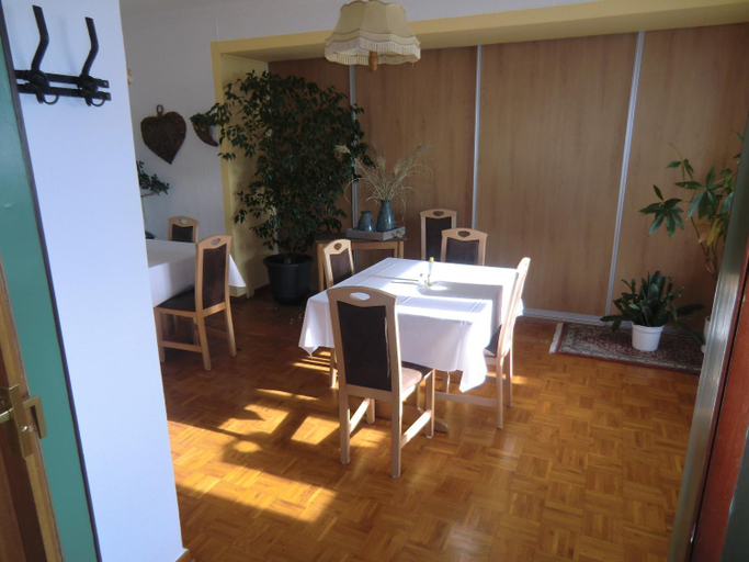 Food & Drinks 3, Hotel Die Clus, Northeim