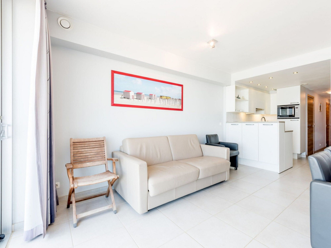 Others 5, Apartment in Koksijde With Sea View, West-Vlaanderen