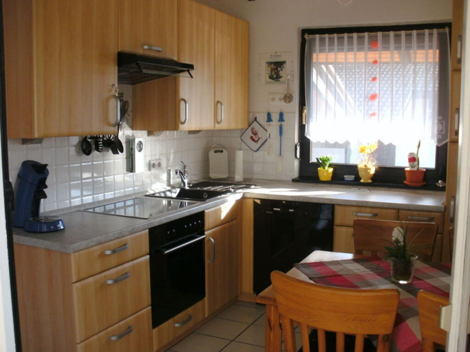 Private kitchen, Thias J 3 With Winter Garden, Wesermarsch
